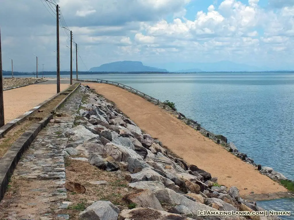 Maduru Oya Reservoir	